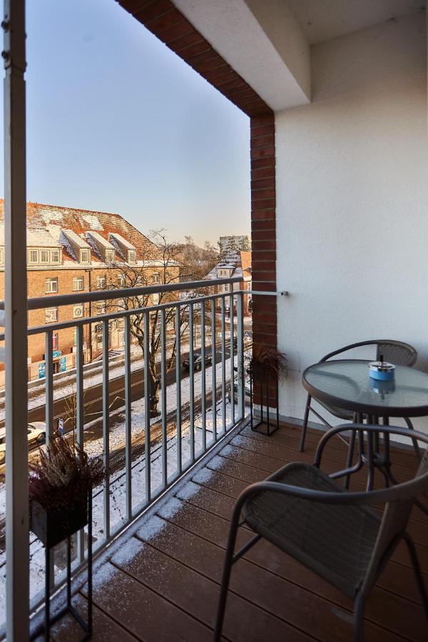 Golden Hour Apartments - Platan Tower Świnoujście Buitenkant foto